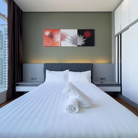 Soho Suites Klcc By Guesthouse Kuala Lumpur Exterior photo